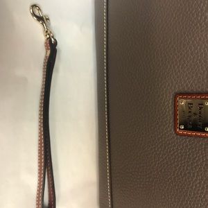 Alice Dooney & Bourke Wristlet in Elephant color
